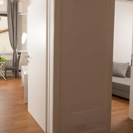 Daire Urban Center Iii Easy Parking Near Tram *