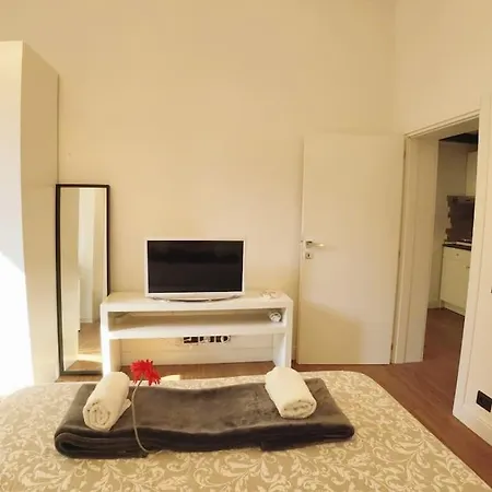 Urban Center Iii Easy Parking Near Tram Daire *
