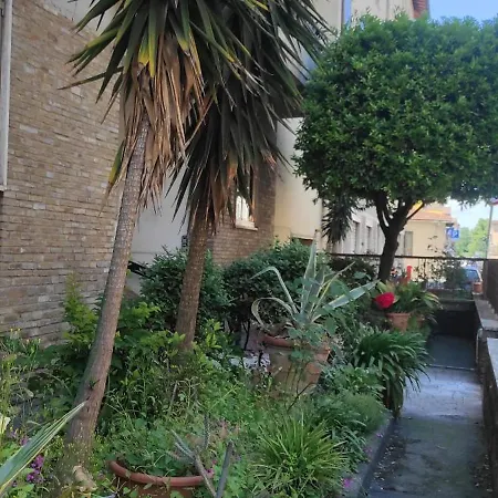 Urban Center Iii Easy Parking Near Tram Daire *